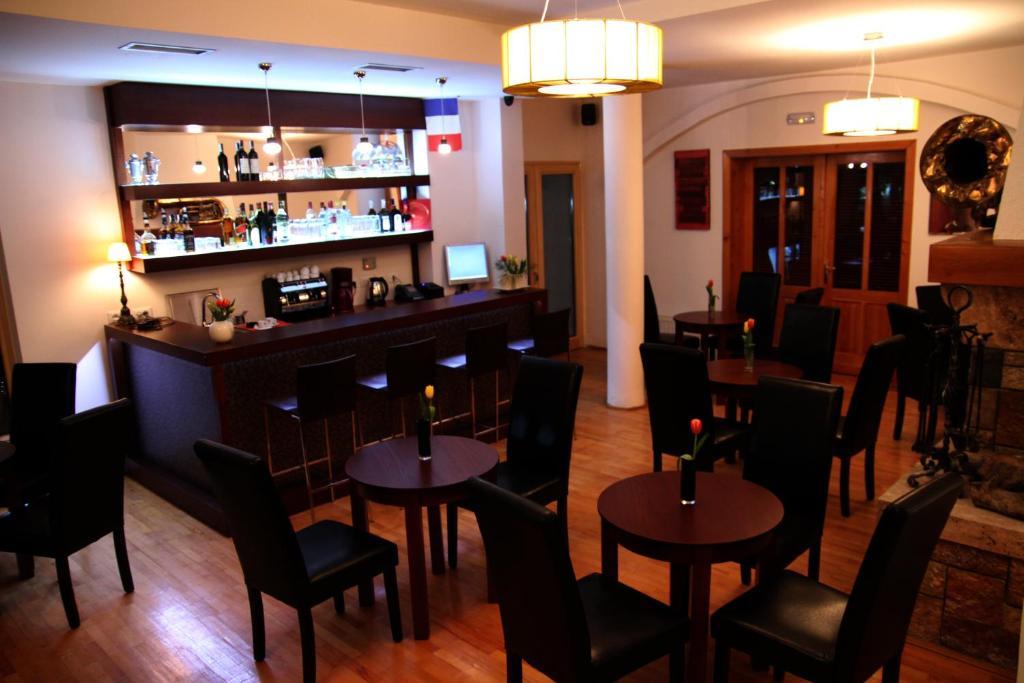 Hotel De Paris Tirana Exteriér fotografie
