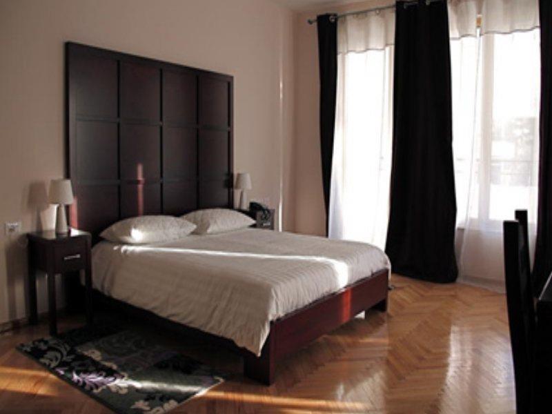 Hotel De Paris Tirana Exteriér fotografie