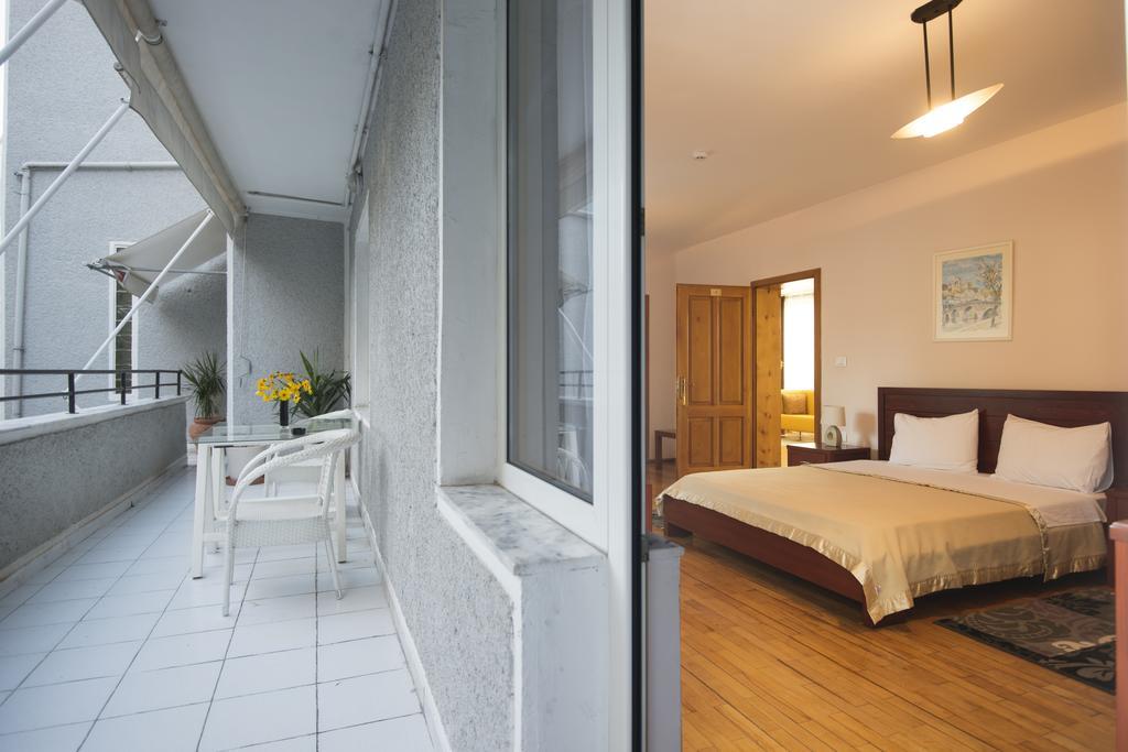 Hotel De Paris Tirana Exteriér fotografie