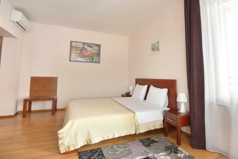 Hotel De Paris Tirana Exteriér fotografie
